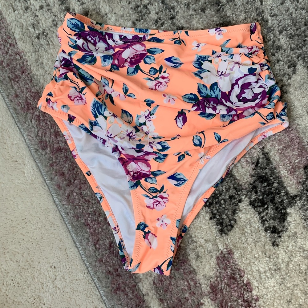 ~ high waisted peach floral runched bikini bottom
